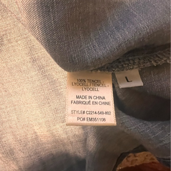 Cloth and Stone denim look distressed button shirt - Picture 2 of 7